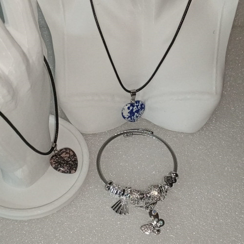 ( 3 PARÇA ) 1 SET 11000 SERİ 2 DOĞALTAŞ KOLYE & 1 CHARM BİLEKLİK SETİ