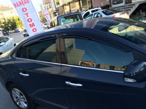 Renault Fluence Cam Rüzgarlığı 4.Lü
