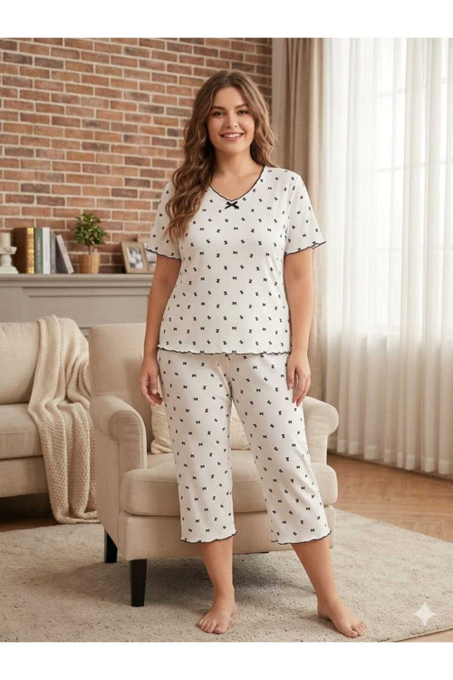 Büyük Beden Kısa Kol Pamuklu Ultrasoft Likralı Kapri Pijama Takımı