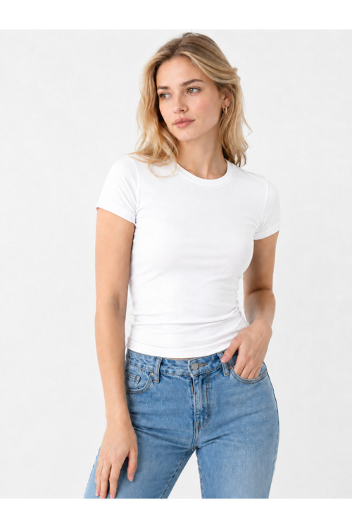Kadın Beyaz %95 Pamuk Vücuda Oturan Tam Boy Slim Fit Likralı Bluz-T-Shirt