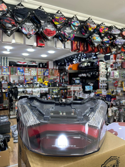 Honda Pcx Arka Stop Komple E Belgeli Oem 2025 Deluxe Supermoto