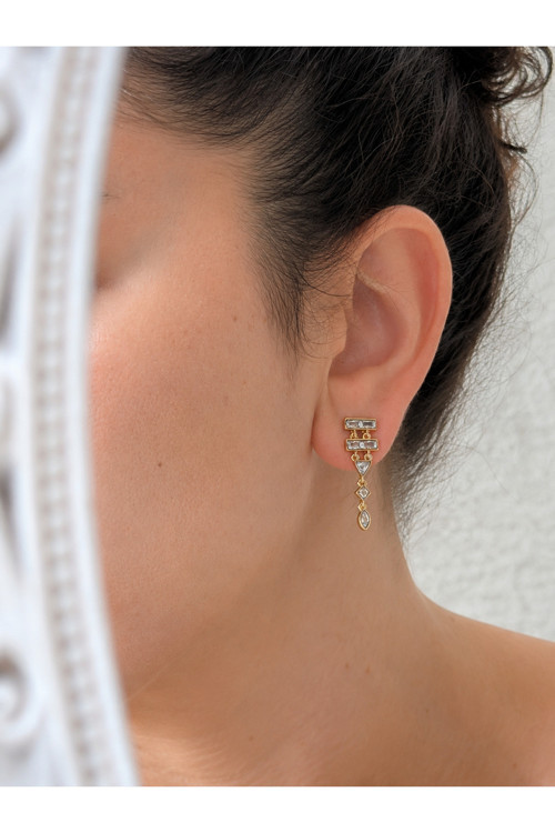 Arwen Gold Geometrik Zirkon Taşlı Paslanmaz Çelik Sallantılı Küpe