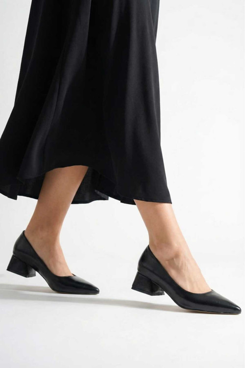 Cova Siyah Rugan Kısa Topuk Stiletto 3.5 Cm