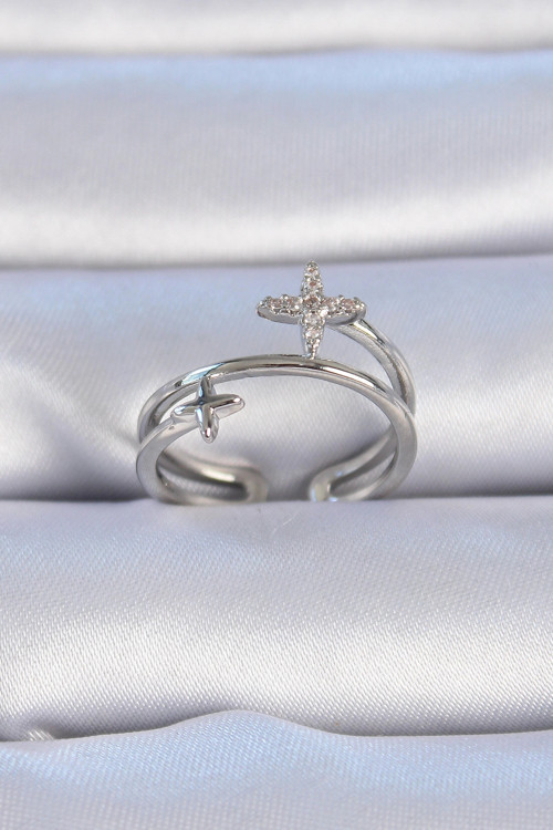 Pirinç Gümüş Renk Zirkon Taşlı Yıldız Model Kadın Yüzük 5886