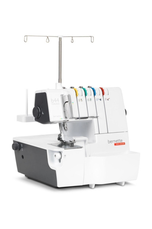 B44 4 İplikli Ev Tipi Overlok Makinesi