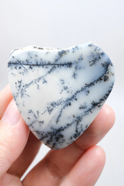 Kalp Aşkı Dendritik Opal, Sevgi Hikayeniz için Zamansız Bir Hediye