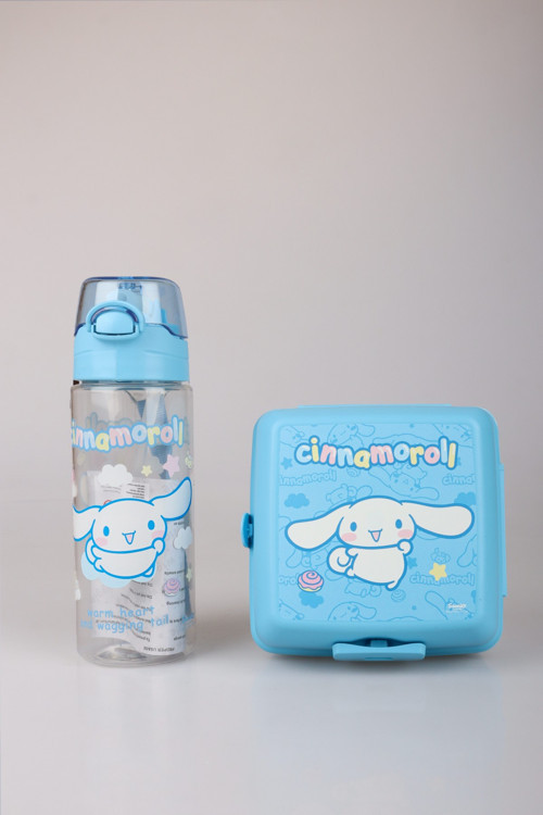 DEKOMUS İLE YENİ SEZON LİSANSLI CINNAMOROL "SKYROLL KOLEKSİYONU" 500 ML MATARA VE 2 KATLI BESLENME KABI / LUNCH BOX SETİ