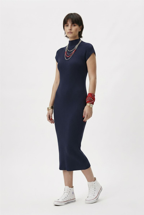 Modern Fit Sıfır Kol Yarım Balıkçı Yaka Triko Elbise
