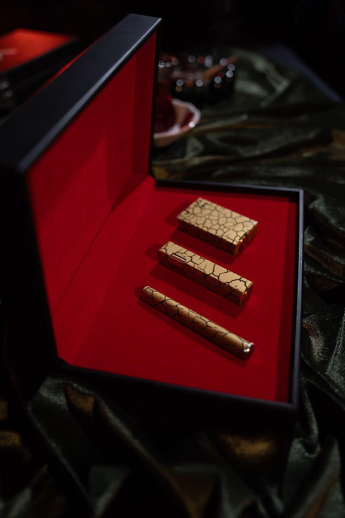 Collection Çakmak Set - Gold