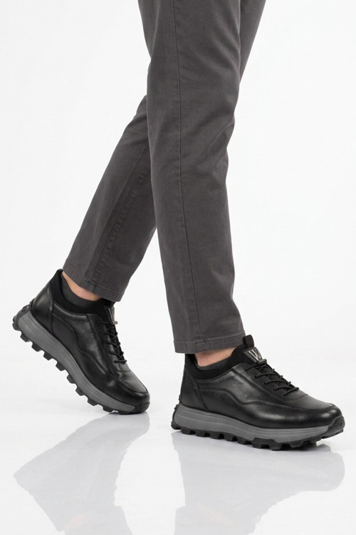 Siyah Premium Hakiki Deri Erkek Casual Ayakkabı Memory Kalın Tabanlı Sneaker M084-2 M
