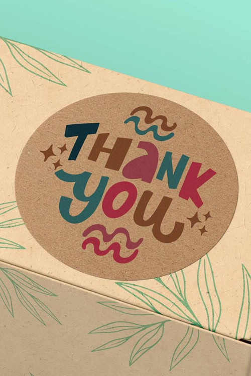 90 Adet - 3X3Cm - Kraft Kağıt Zeminli Retro Renkli Harfler Thank You Kargo Sticker 3X3Cm - St2242