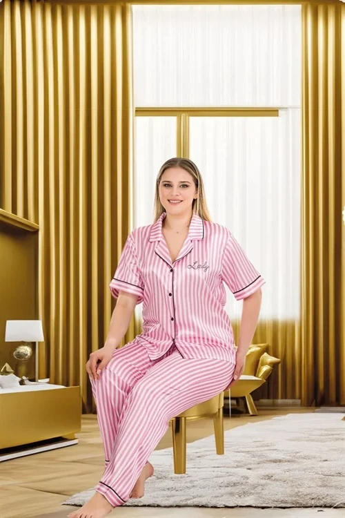 Büyük Beden Şık Tasarım Pembe Çizgili Düğmeli Kısa Kol Lüx Saten Pijama Takımı