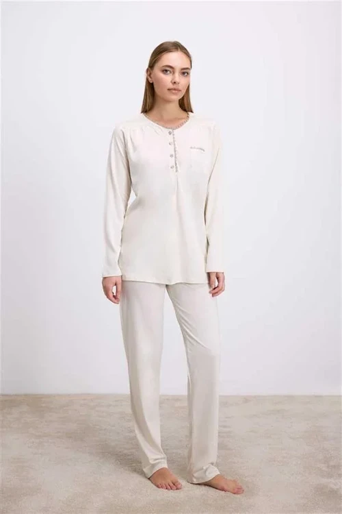 Uzun Kollu T-Shirt ve Pantolon Pijama Takım