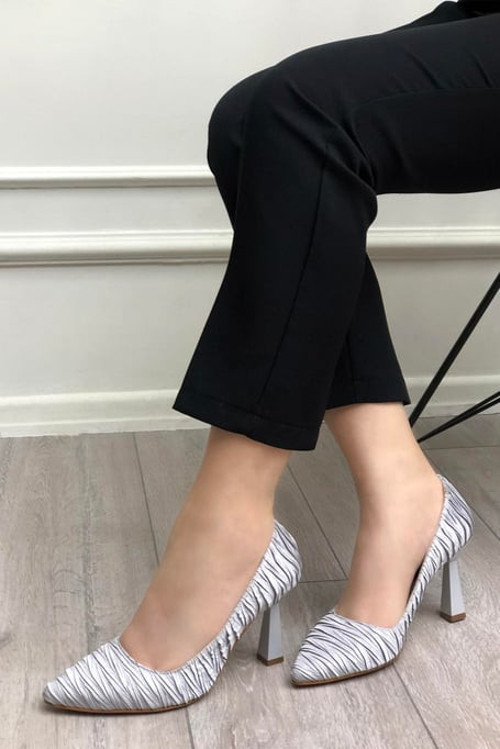 Kırışık Saten Stiletto Kadın Topuklu Ayakkabı