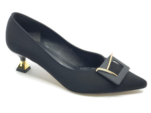 Saten Kare Toka Detaylı Kısa Topuklu Stiletto Kadın Ayakkabı