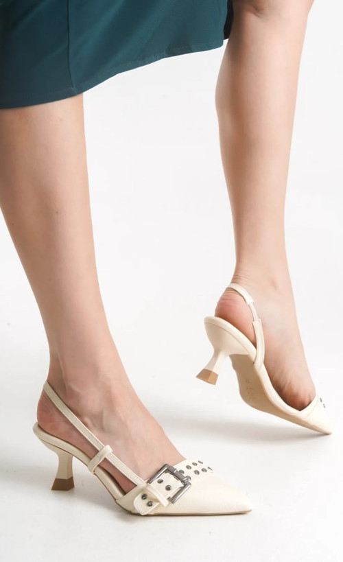 Zımba Toka Detaylı Arkası Açık Stiletto Kadın Topuklu Ayakkabı