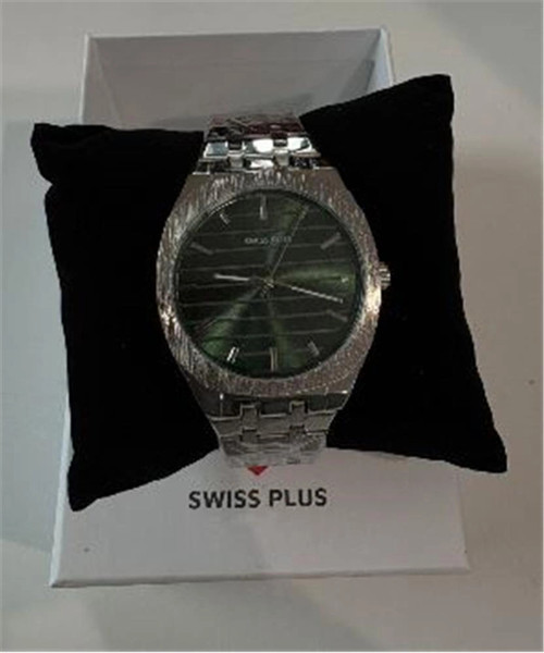 Swiss Plus Man Watch Basic Seri Model-5 ST2302AGP Green-Silver(Kol Saati) (KDO)