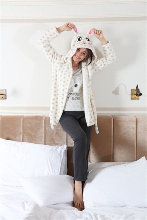 Kadın 3'Lü Sabahlıklı Wellsoft-Interlok Pijama Takımı 10036 .