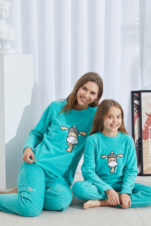 Alt-Üst Polar Nakışlı Pijama Takım