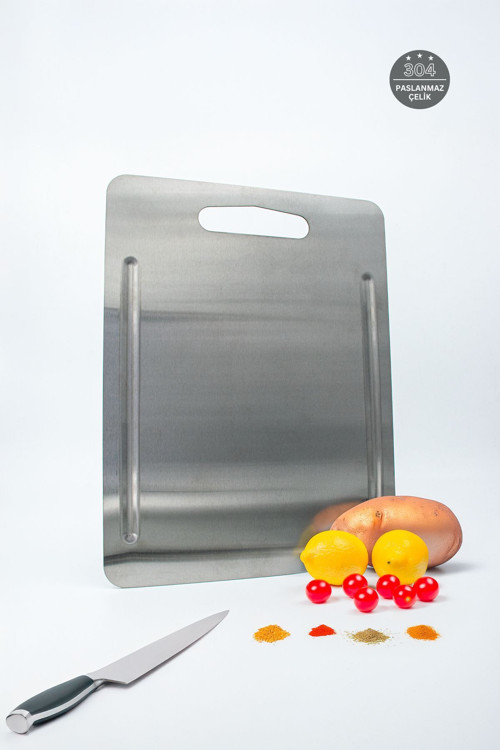 KitchenPro Klasik Paslanmaz Çelik Kesme Tahtası (Büyük Boy - 29x38 cm)
