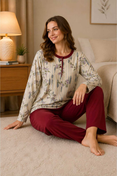 Rahat Kalıp Çiçek Desenli Kadın Pijama Takımı %100 Pamuk