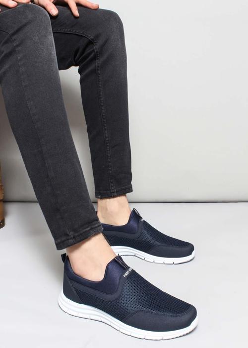 Erkek Sneaker Ayakkabı 930MAF555