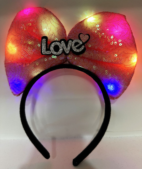 Led Işıklı 3 Farklı Fonksiyonda Yanan Gümüş Love Yazılı Fuşya Pembe Fiyonk Taç 20X17 cm (5264)