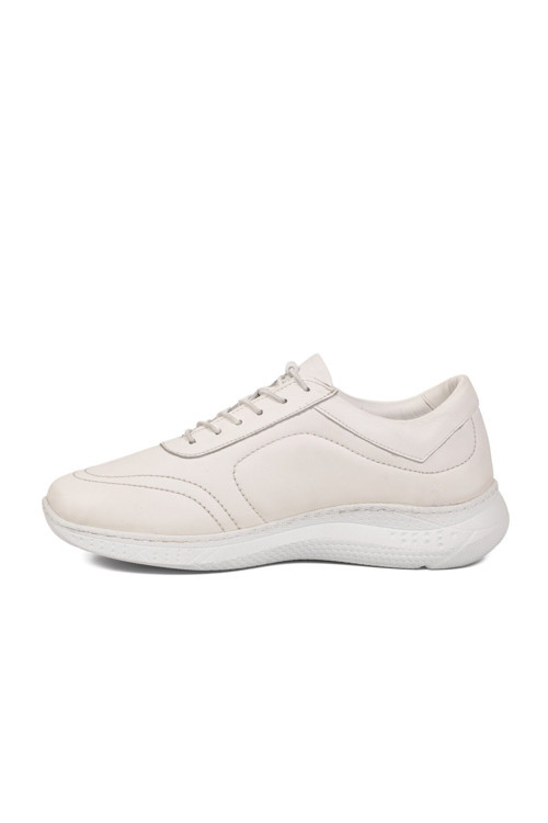 Kadın Hakiki Deri Hafızalı Taban Lastik Bağcıklı Beyaz Casual Sneaker Ayakkabı 8439 Z