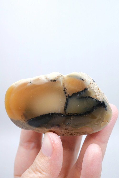 Bal Rengi Dendritik Opal Cilalı | Koyu Kahverengi Dendritik Opal ile Siyah İçerikler, 86g