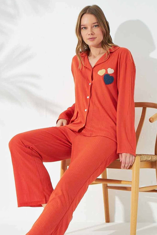 Soft Touch Ince Örme Nakışlı Düğmeli Pijama Takım