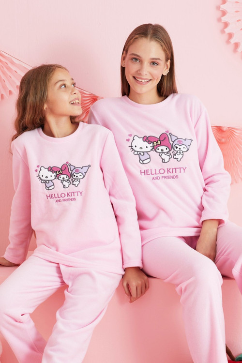 Lisanslı Polar Çok Renkli Nakışlı Bisklet Yaka Pijama Takım HK322