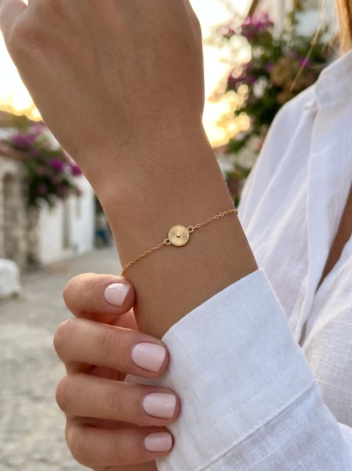 14 Ayar Altın Minimal Güneş Motifli Bileklik