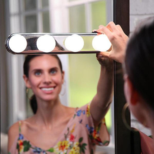 Kablosuz Parlak Banyo Stüdyo Makyaj Aynası Işığı Pilli Vantuzlu Taşınabilir 4 Led Ampul (488