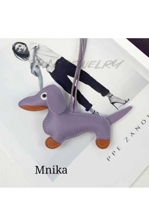Kadın, Sevimli Köpek Figürlü Çanta Süsü – Pembe Dachshund Tasarım Anahtarlık & Charm Aksesuar