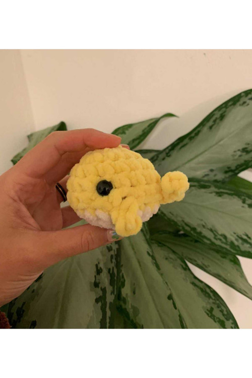 El Yapımı Amigurumi Renkli Balina Anahtarlık – Sevimli Örgü Peluş Anahtarlık Hediyelik