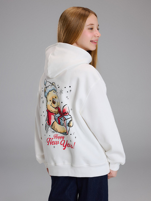 LCW Kids Beyaz Kapüşonlu Winnie The Pooh Baskılı Kız Çocuk Kalın Sweatshirt