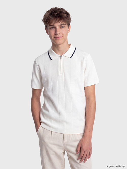LCW Kids Beyaz Polo Yaka Dokulu Erkek Çocuk Tişört