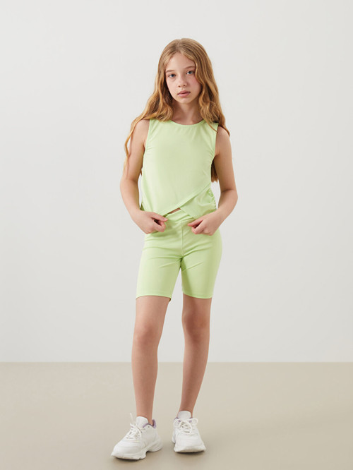 LCW Kids Yeşil Bisiklet Yaka Basic Kız Çocuk Atlet