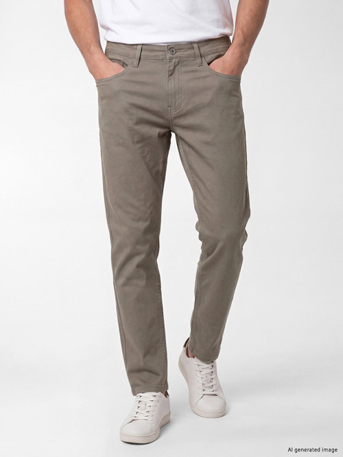 LCWAIKIKI Classic Haki Regular Fit Gabardin Erkek Chino Pantolon