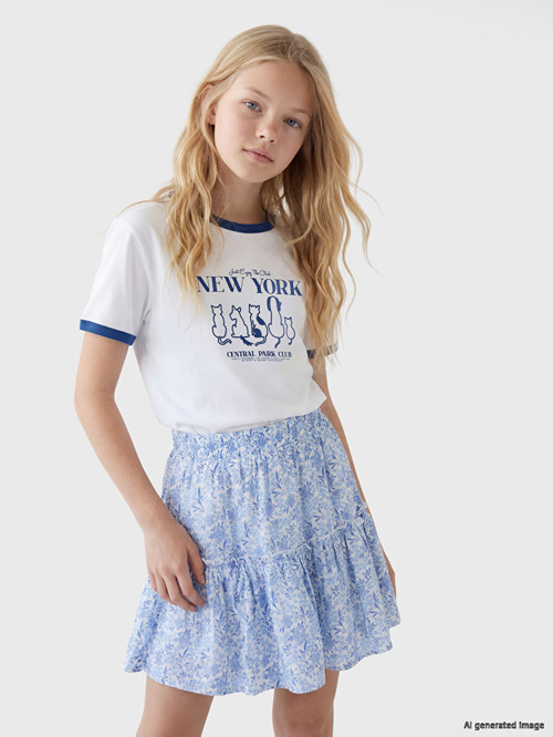 LCW Kids Beyaz Bisiklet Yaka New York Baskılı Kız Çocuk Tişört