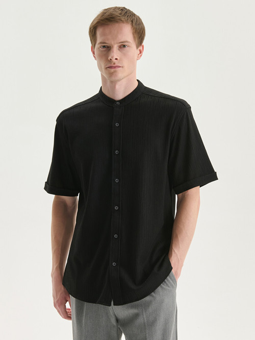 LCW Vision Siyah Regular Fit Kısa Kollu Erkek Gömlek