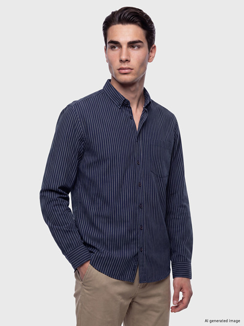 LCWAIKIKI Classic Lacivert Regular Fit Çizgiili Gabardin Erkek Gömlek