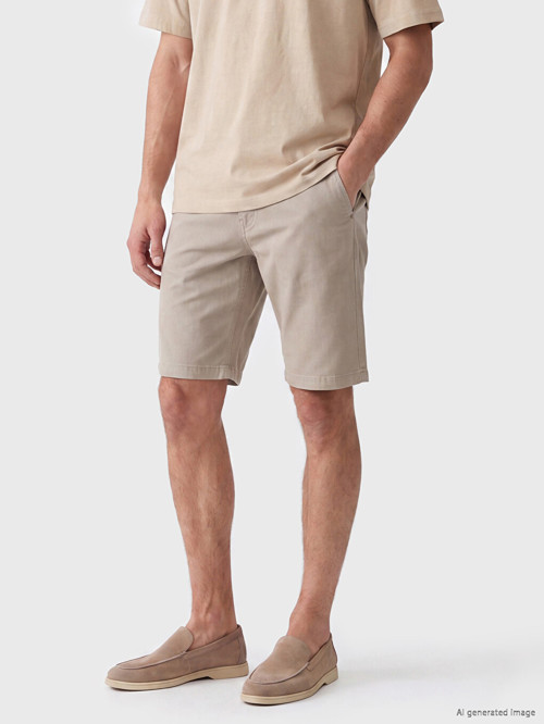 LCWAIKIKI Classic Bej Slim Fit Erkek Şort