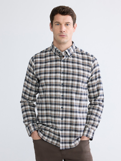 LCWAIKIKI Classic Bej Regular Fit Ekose Gabardin Erkek Gömlek