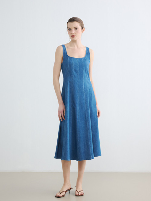 LCWAIKIKI Classic İndigo Kare Yaka Kloş Jean Elbise