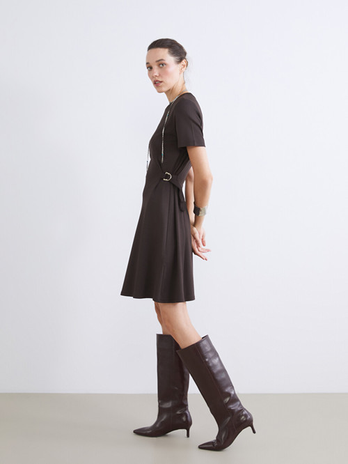 LCW Comfort Kahverengi Bisiklet Yaka Belden Oturtmalı Elbise