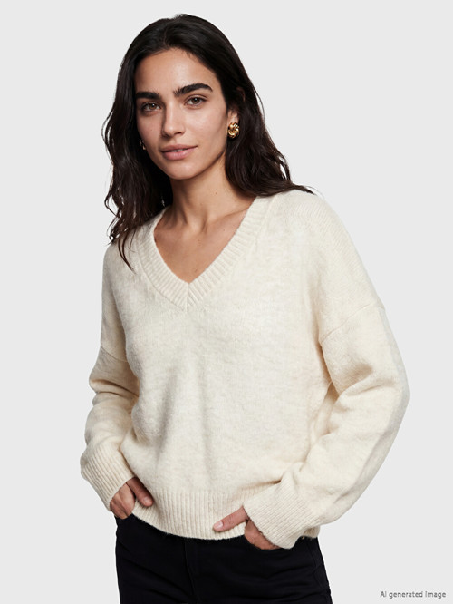 LCW Vision Ekru V Yaka Oversize Kadın Triko Kazak