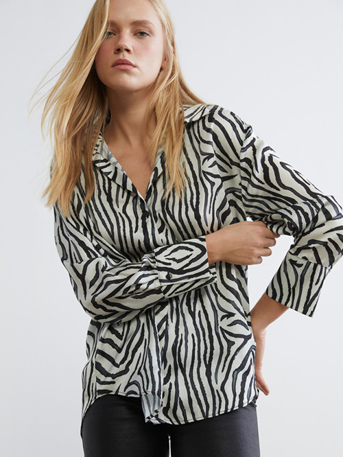 LCW Vision Siyah Zebra Desenli Kadın Gömlek