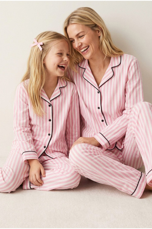 Pembe Beyaz Çizgili Düğmeli Biyeli Örme Pijama Takım