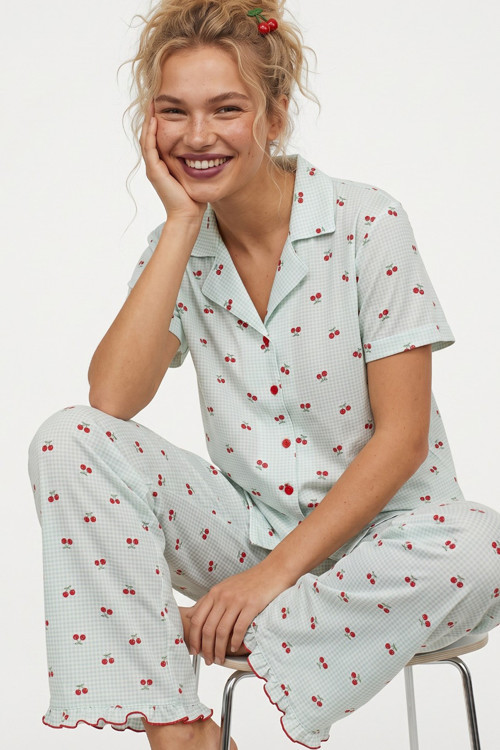 İnce Soft Örme Mevsimlik Düğmeli Pijama Takımı 8043